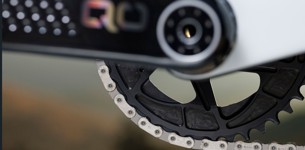 carbon fiber mountain bike