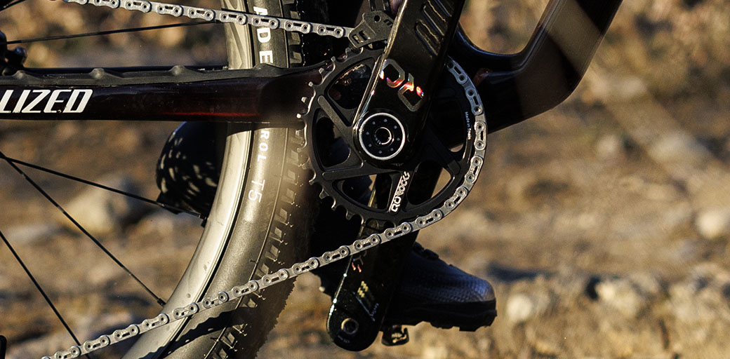 MTB cranks carbon