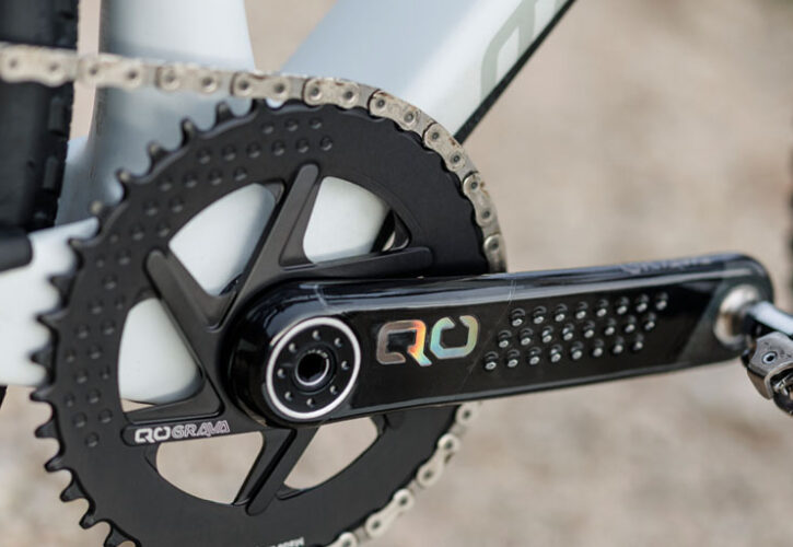Carbon Fiber vs. Aluminum: Which Material Delivers Better Cycling Performance?